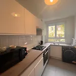 Spacious 2 Bedroom Family Authentic 15 פריז