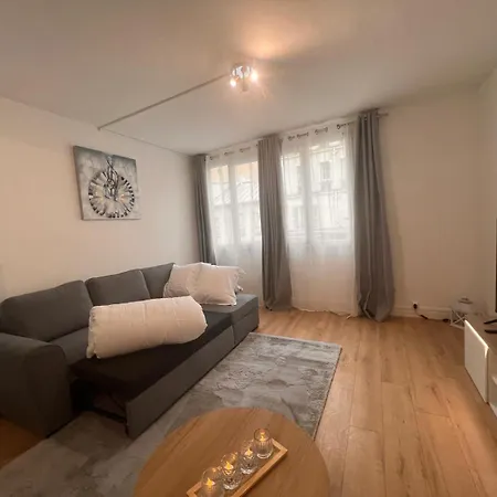 Spacious 2 Bedroom Family Authentic 15 Apartmán