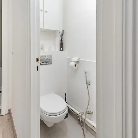 Spacious 2 Bedroom Family Authentic 15 Apartmán *