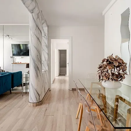 Spacious 2 Bedroom Family Authentic 15 パリ