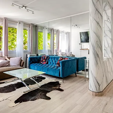 Spacious 2 Bedroom Family Authentic 15 パリ