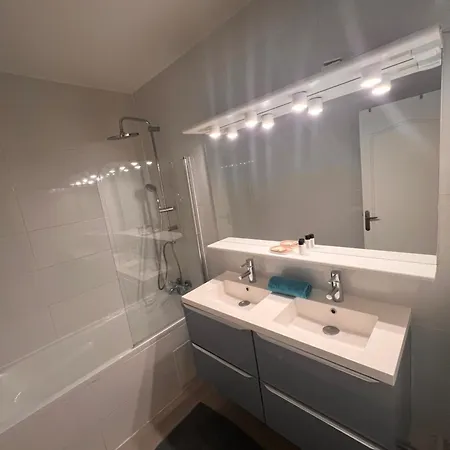 Apartment Spacious 2 Bedroom Family Authentic 15 *