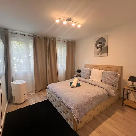 Apartment Spacious 2 Bedroom Family Authentic 15 Paris